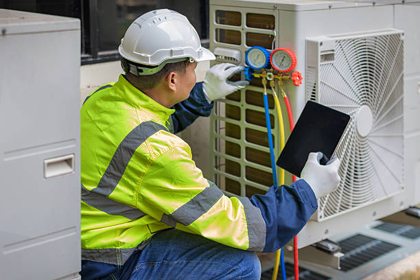 Professional Hvac technician working in High Bridge, WA